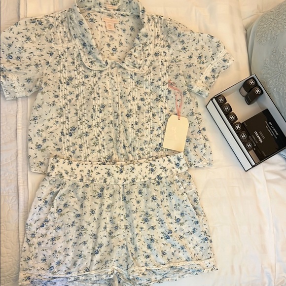 Rachel Ashwell Other - Rachel Ashwell UK 100% Cotton Short Set in Blue & White